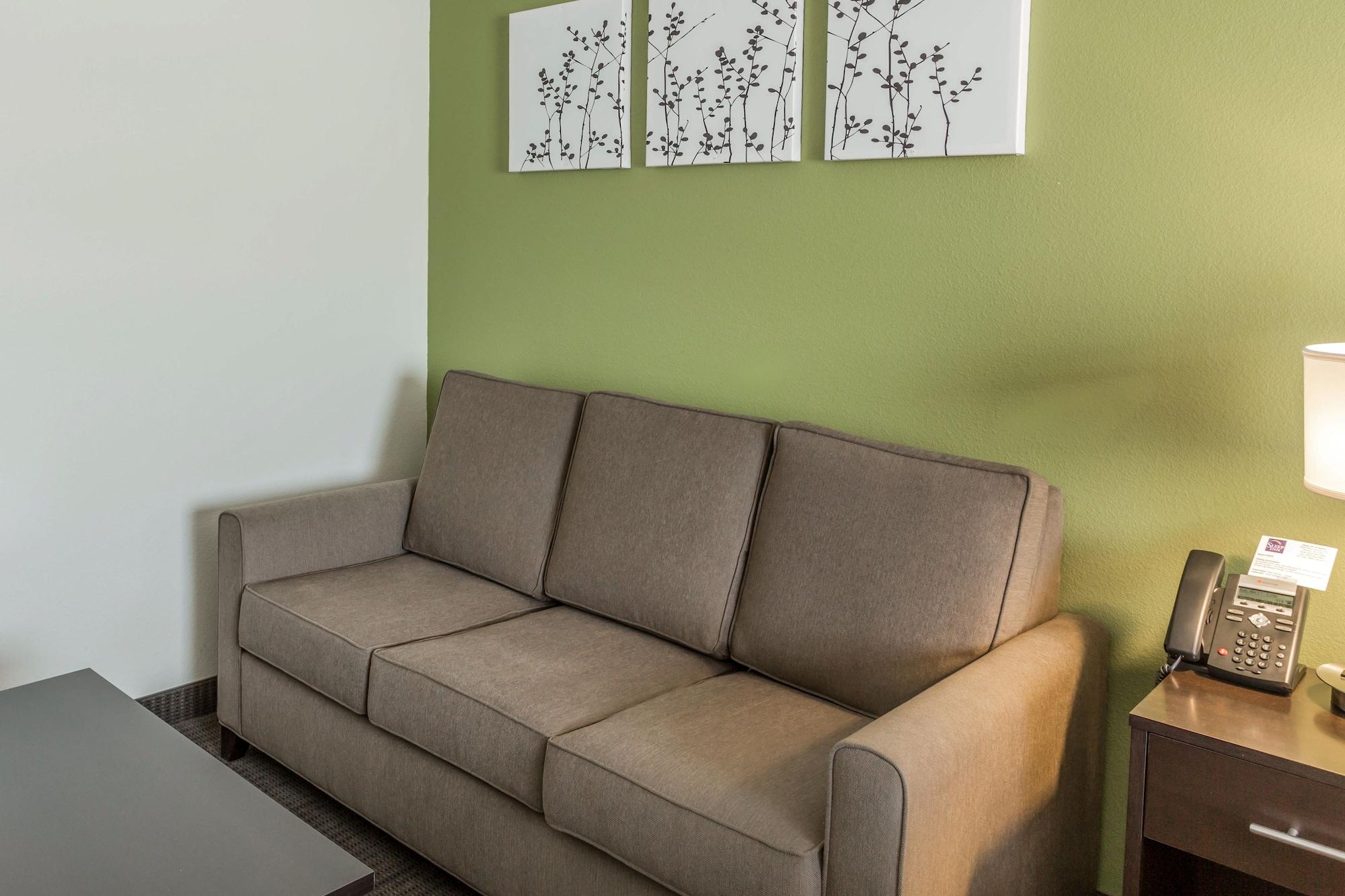 King Suite - Accessible/Non-Smoking