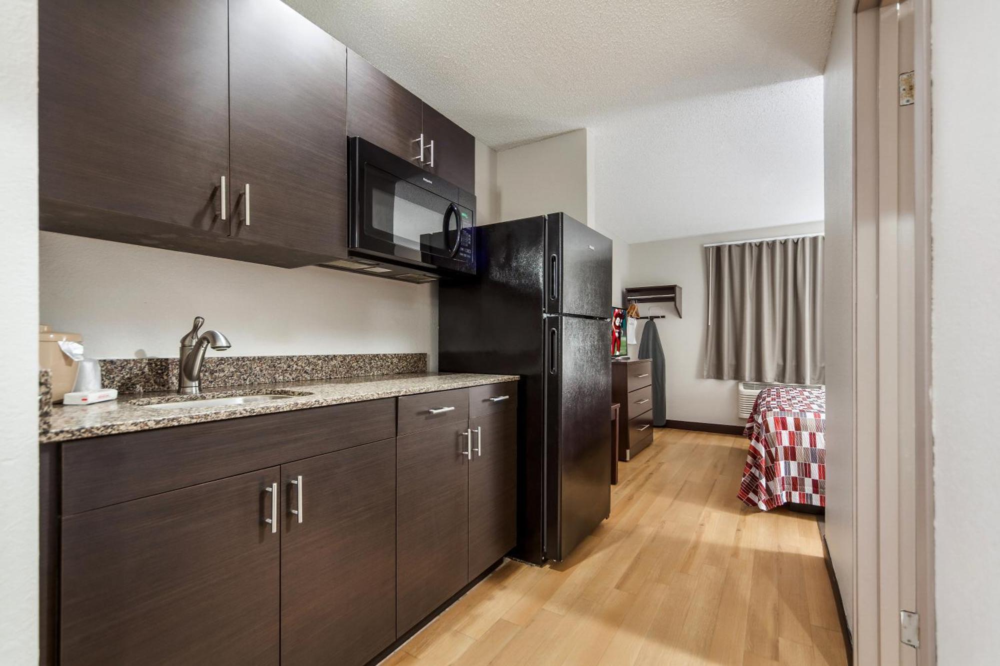 Suite King Smoke Free