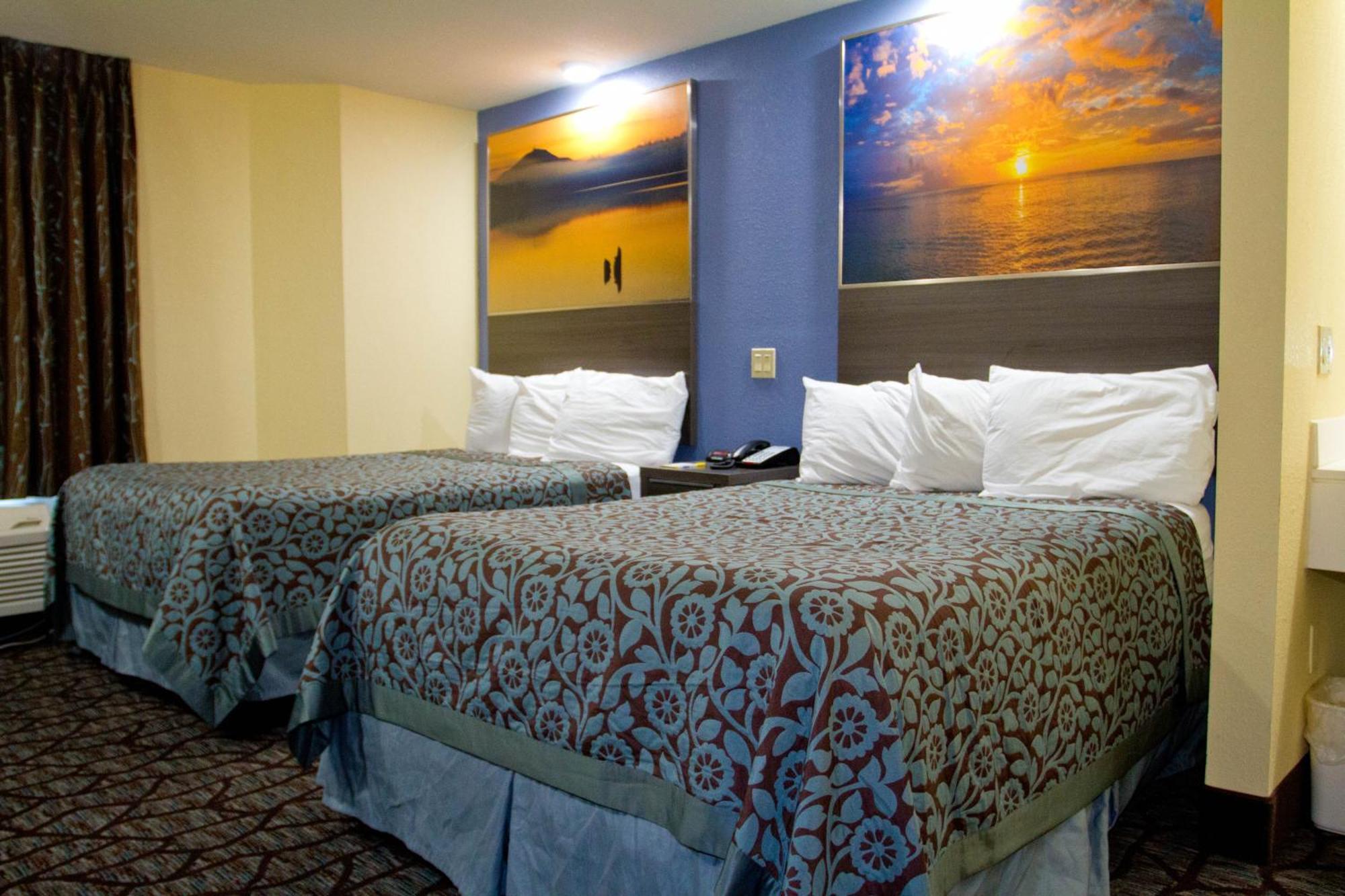 Double Room with Two Double Beds - Non-Smoking