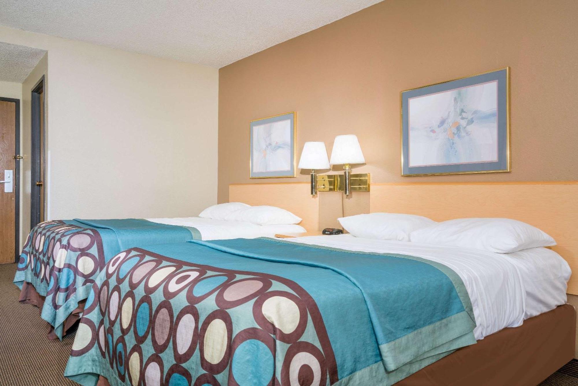 Deluxe Double Room Two Double Beds Non-Smoking