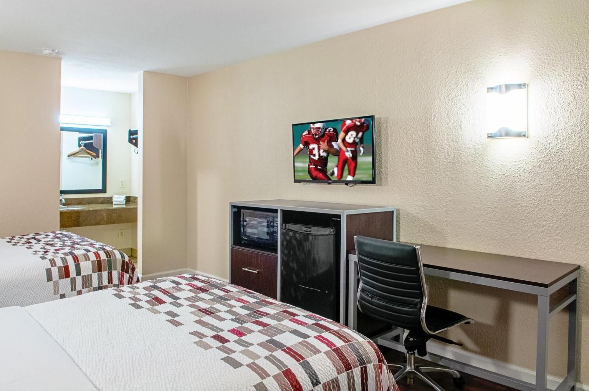 Deluxe Room with Two Double Beds Non-Smoking
