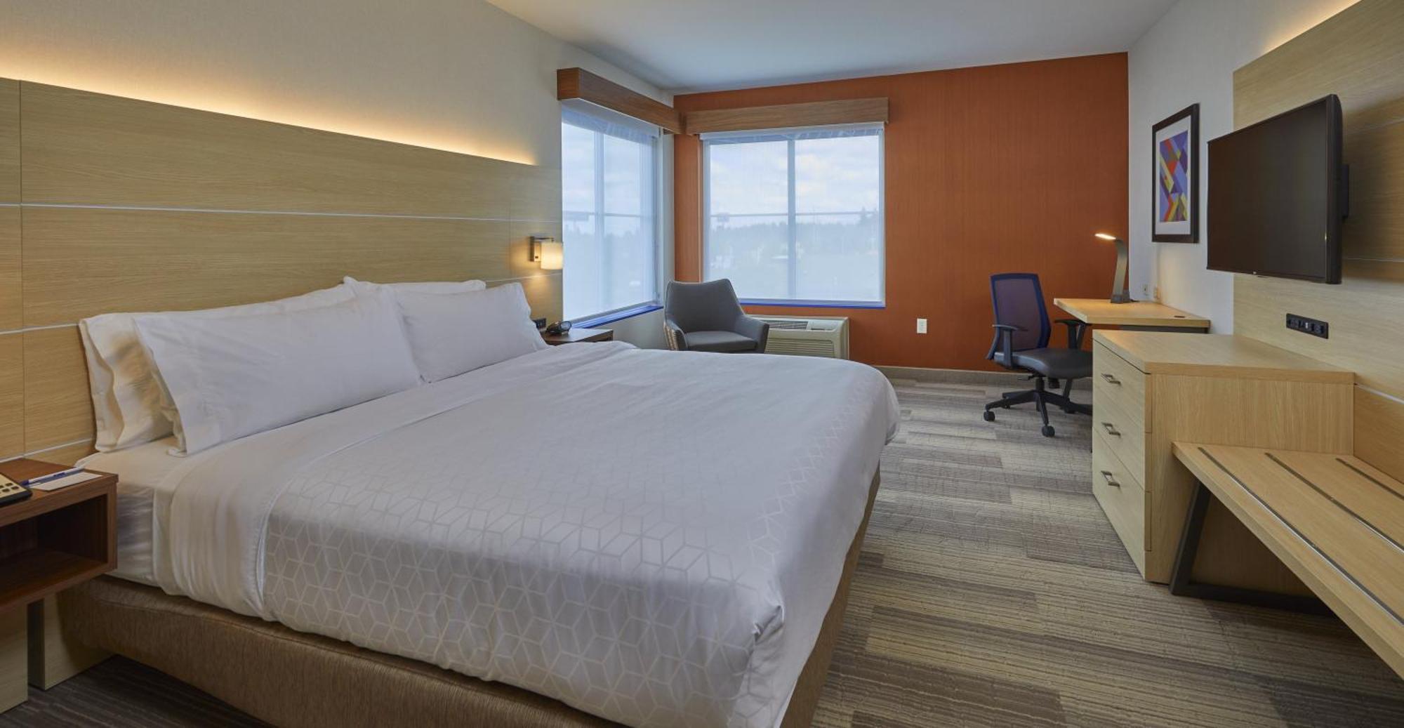 Standard King Room with Extra Floor Space