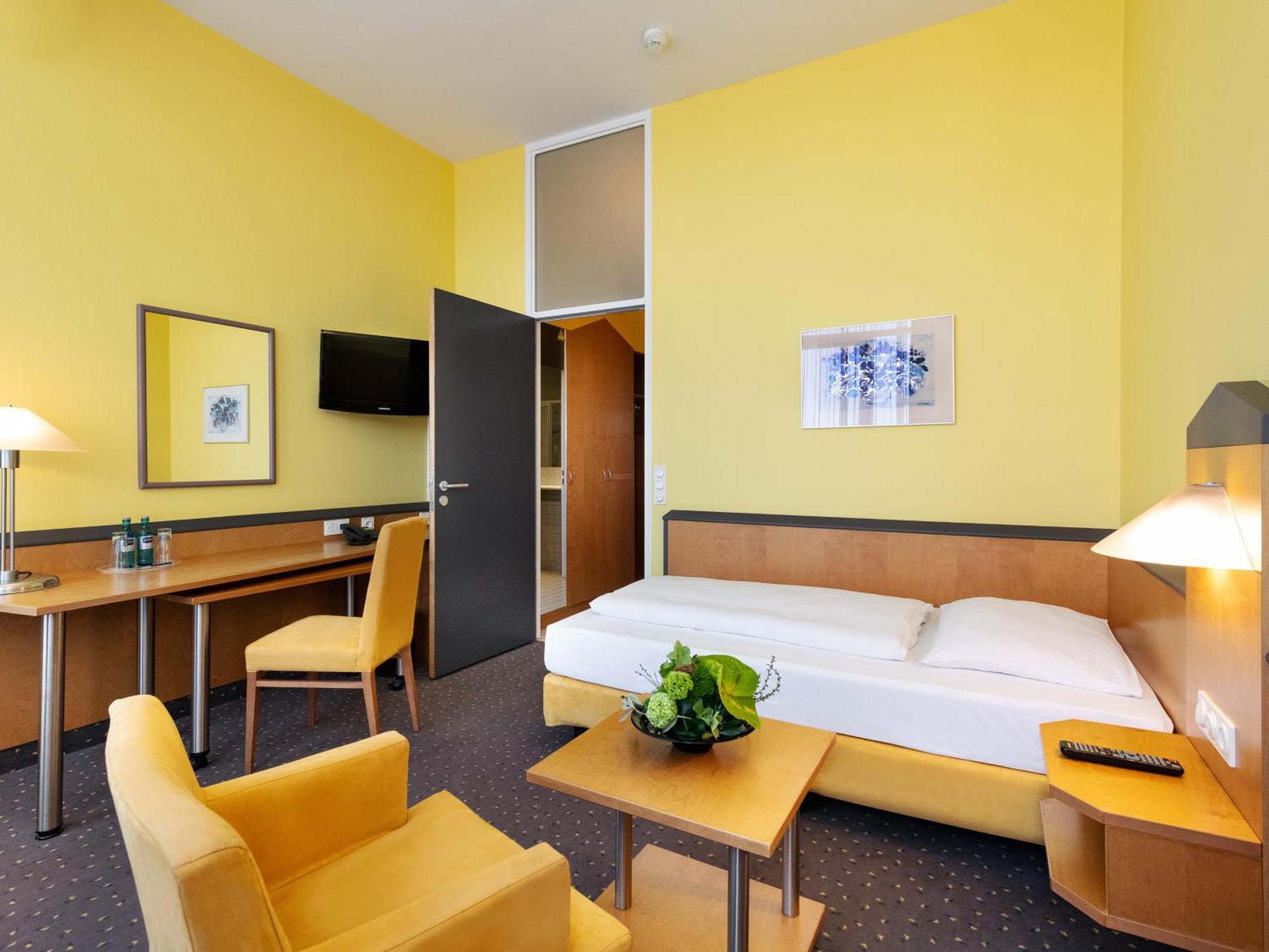 Superior Single Room,1681712635:JPEG