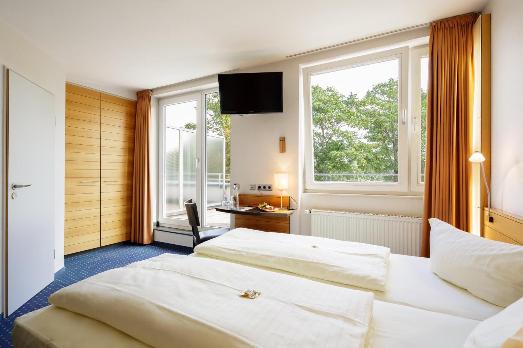 Double or Twin Room Balcony,1219253050:JPEG