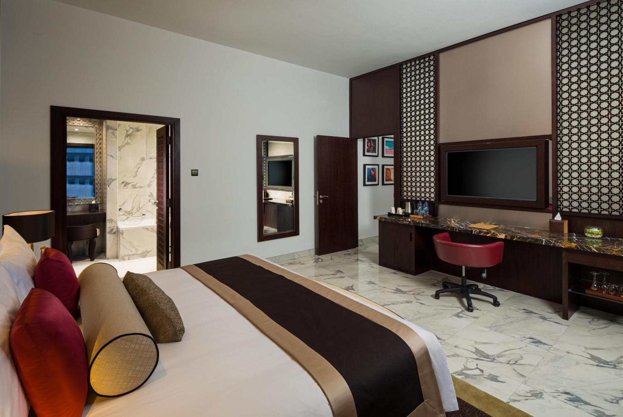 Executive Suite with Balcony,1219499497:JPEG