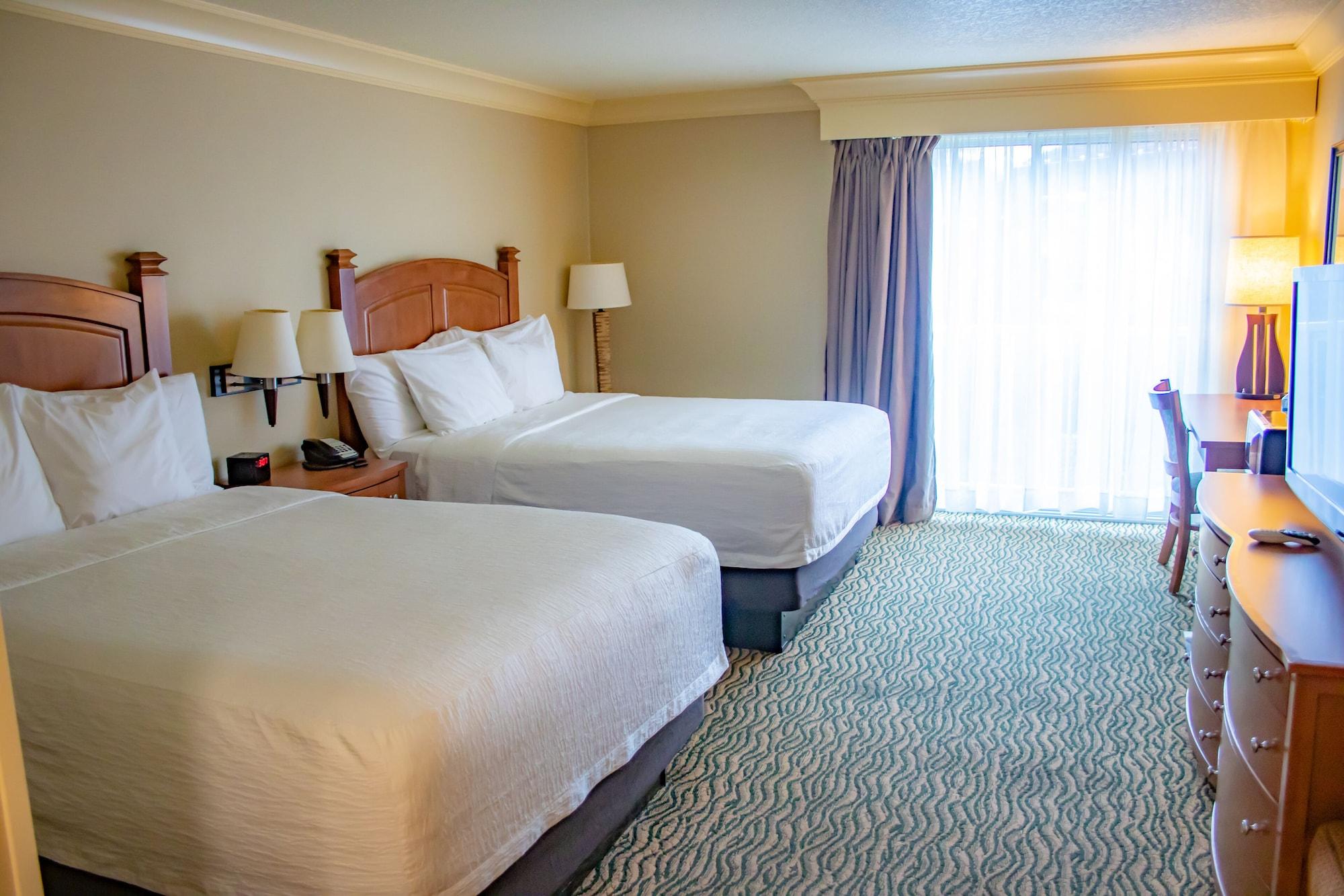Deluxe Queen Room