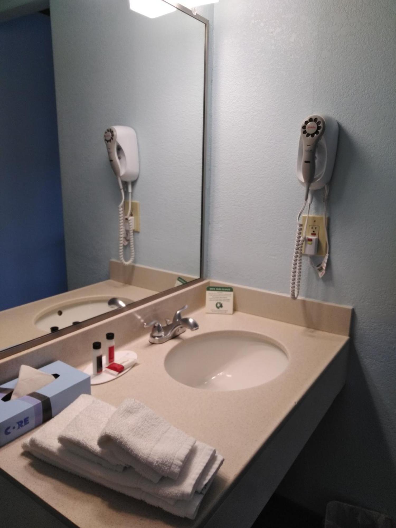 Queen Room with Two Queen Beds - Disability Access/Non-Smoking