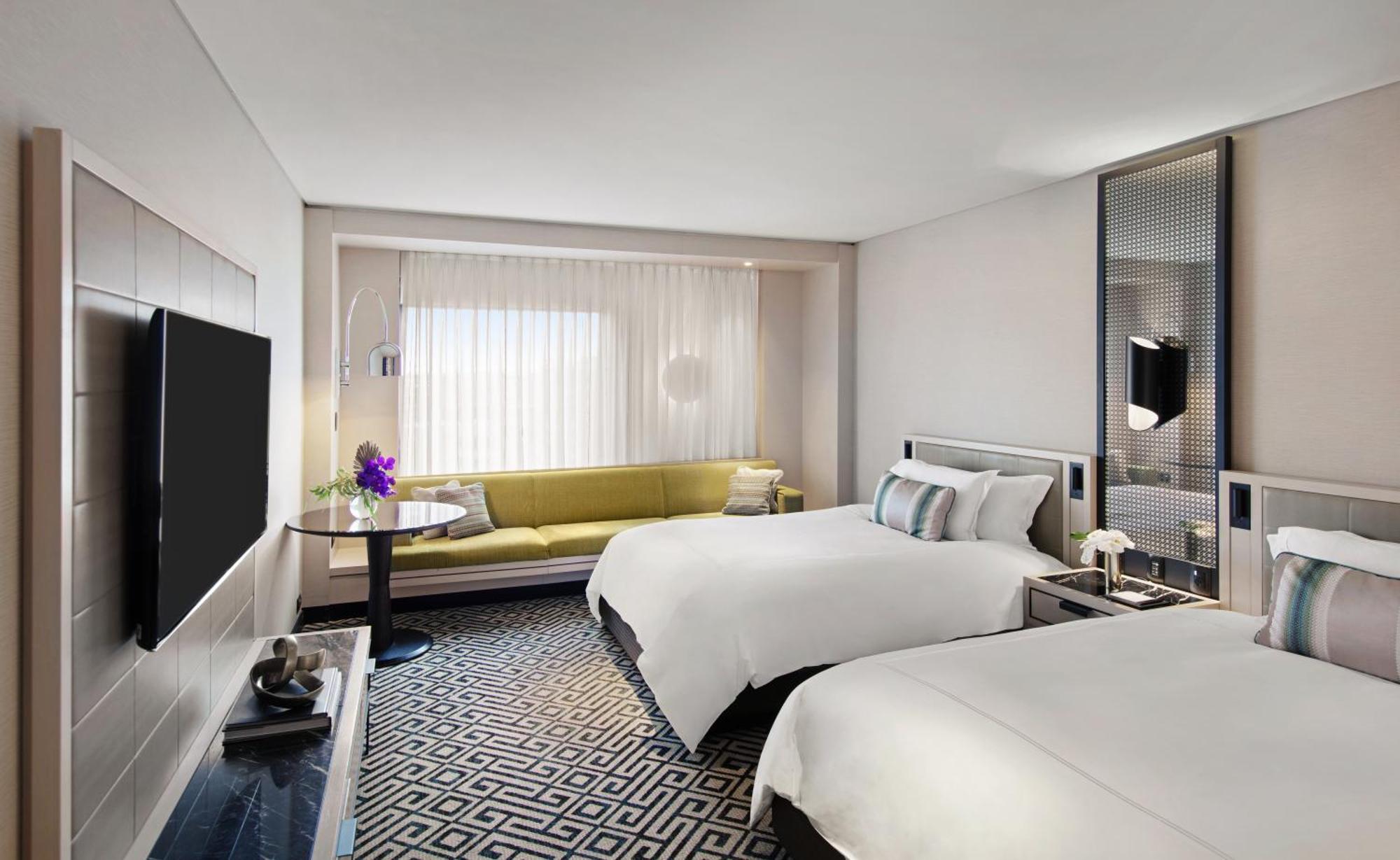 Premium Harbour Twin Room