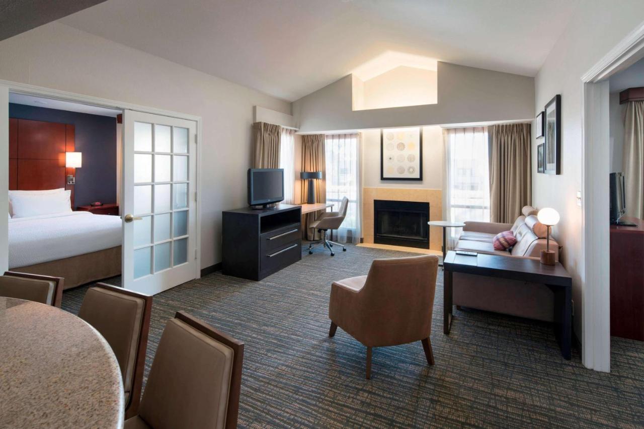 Two Bedroom Suite with Two King Beds