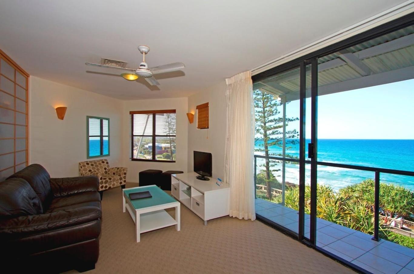 Two-Bedroom Apartment Dual Key - Beachfront
