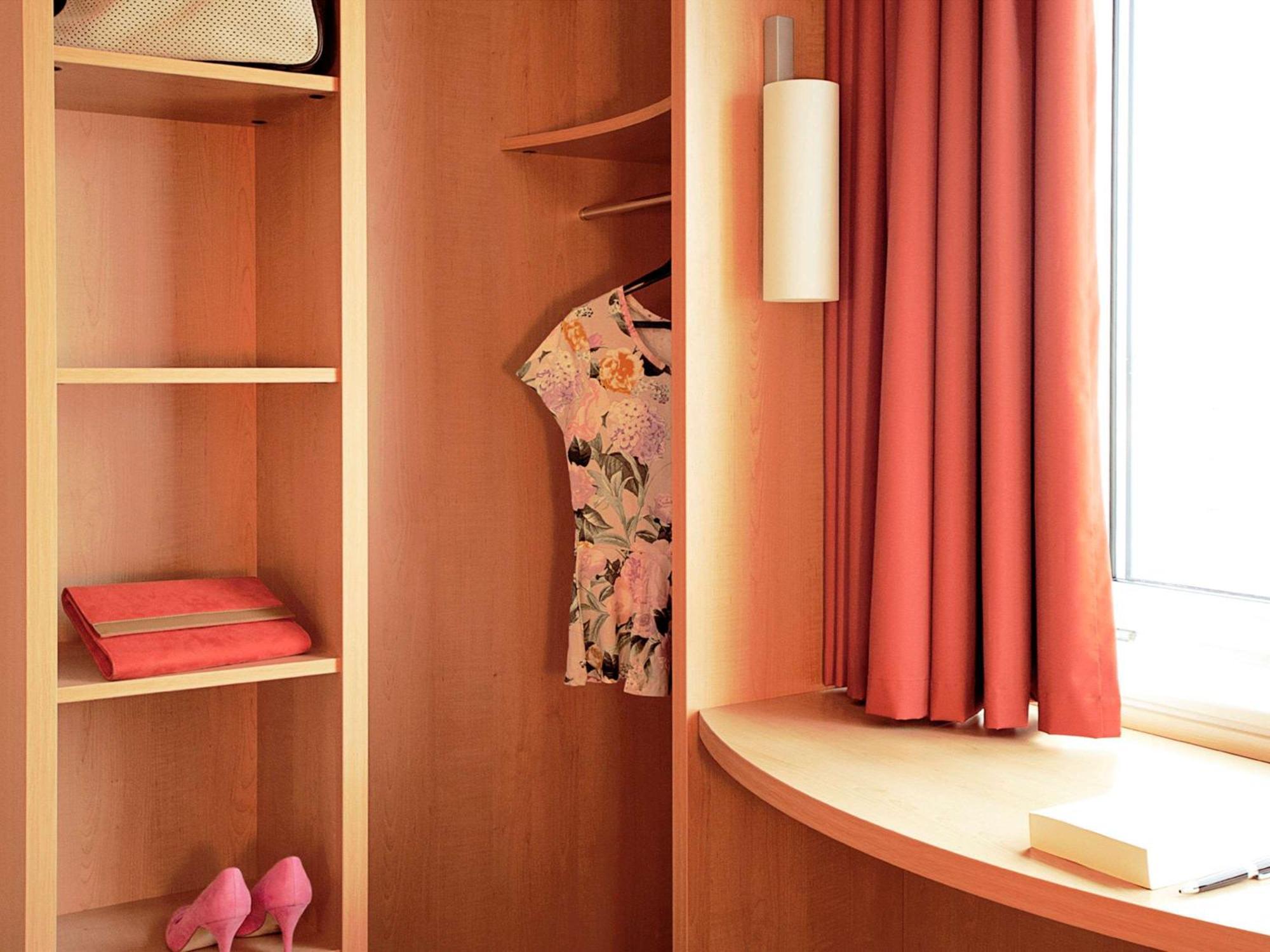 Standard Twin Room,1220510725:JPEG