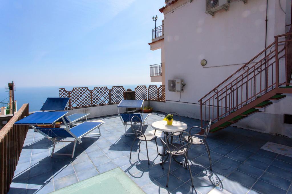 Triple Room with Terrace