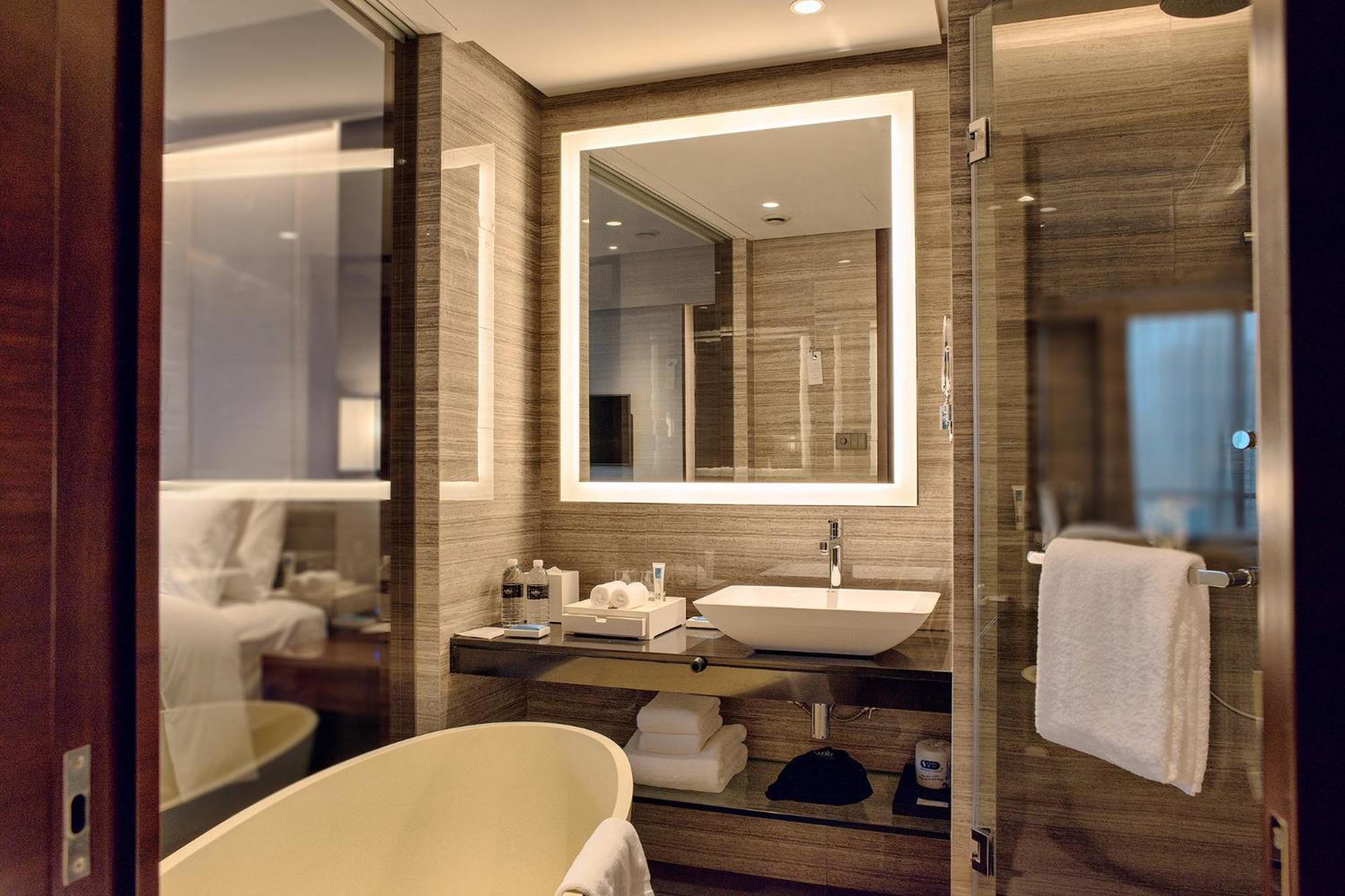 Premier Twin Room
