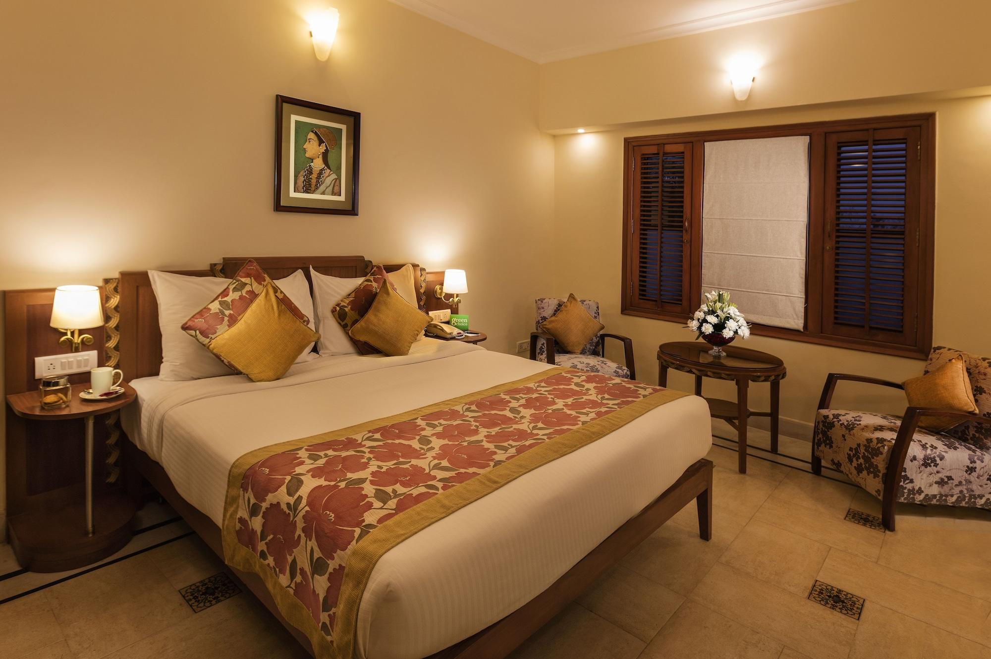 Regal Room