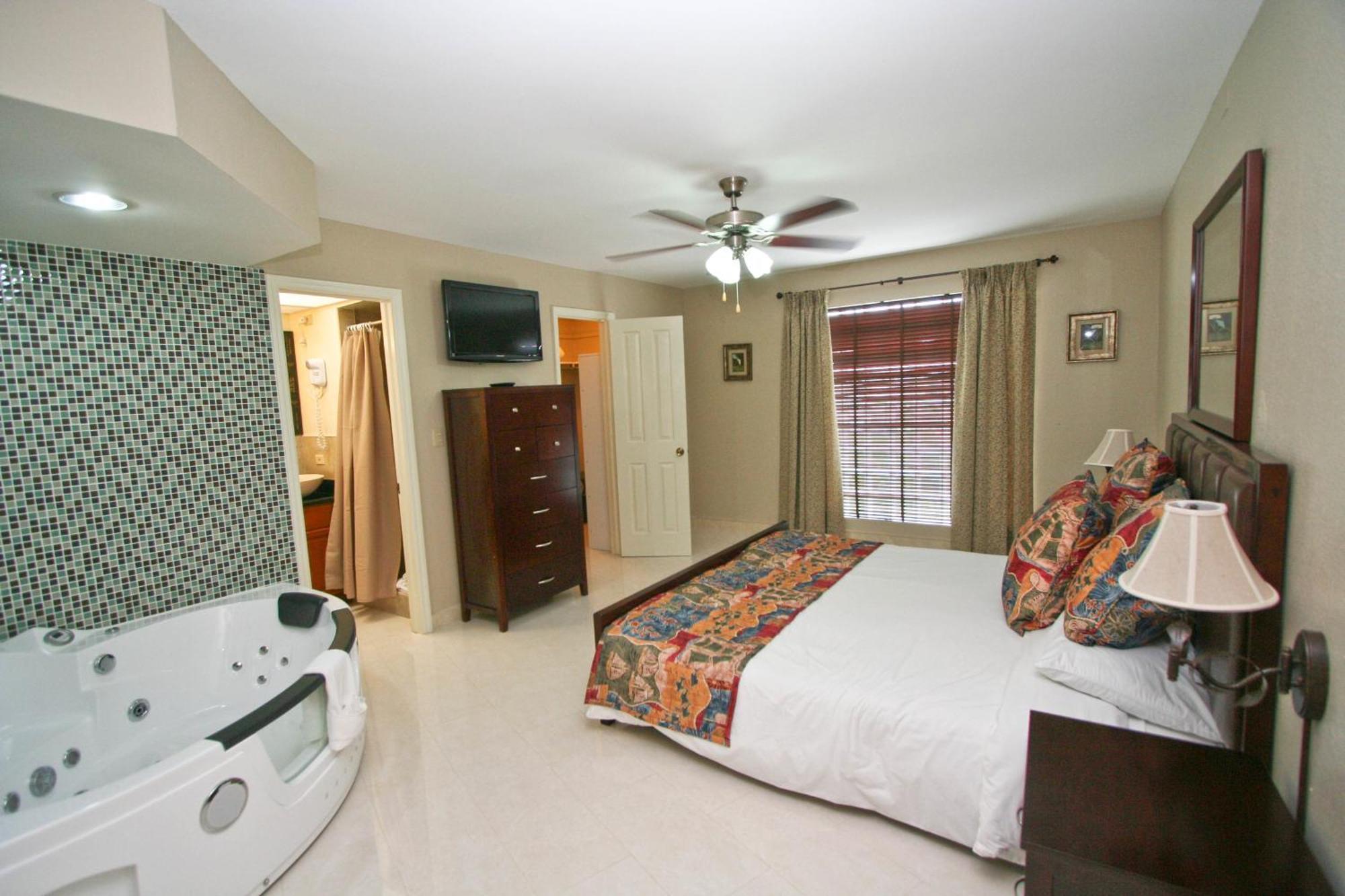Two-Bedroom Suite Hot Tub