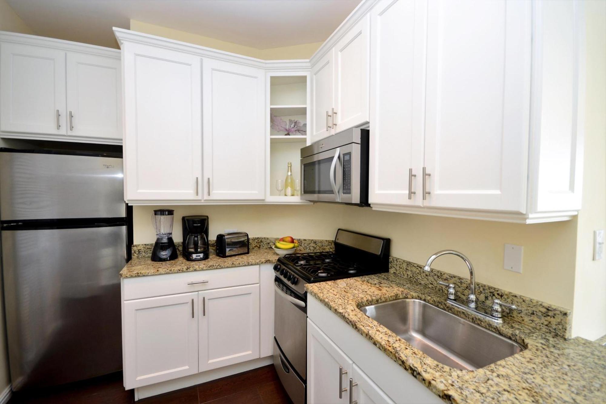 One-Bedroom Deluxe Suite