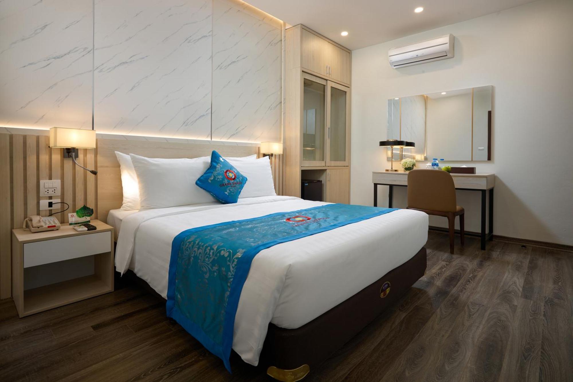 Superior Double or Twin Room,1284010459:JPEG