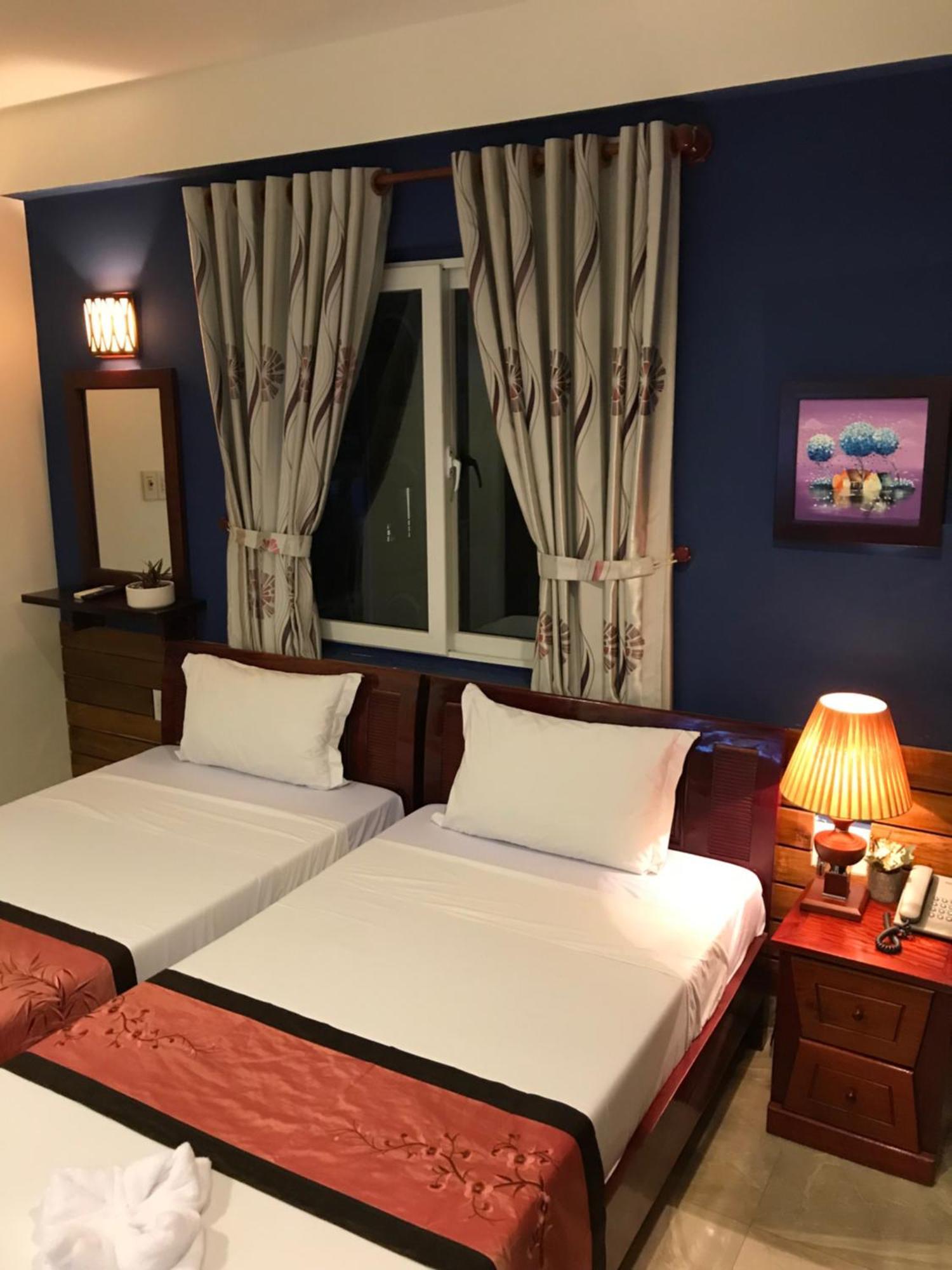 Twin Room,945854140:JPEG