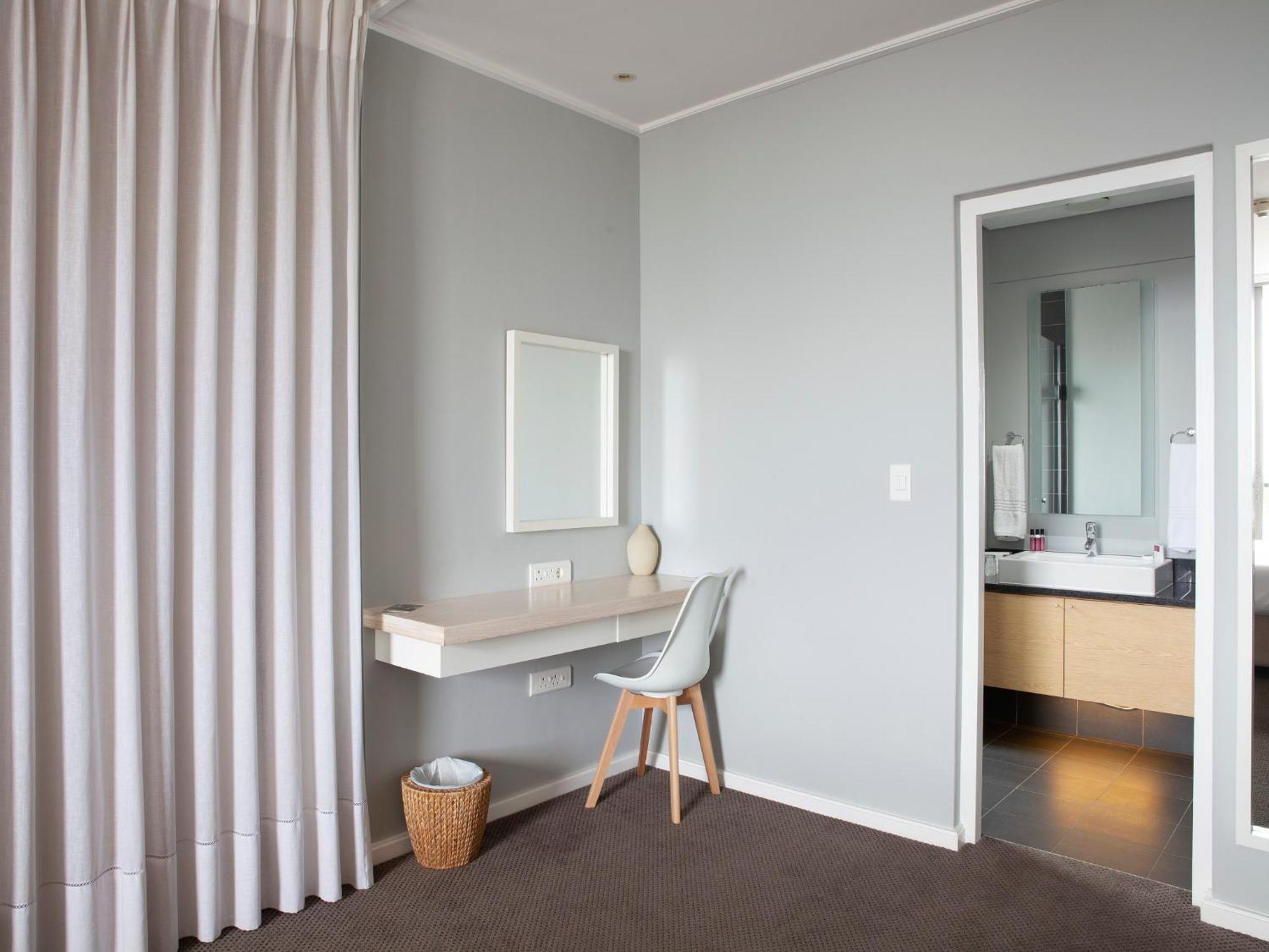 King Suite with Sea View