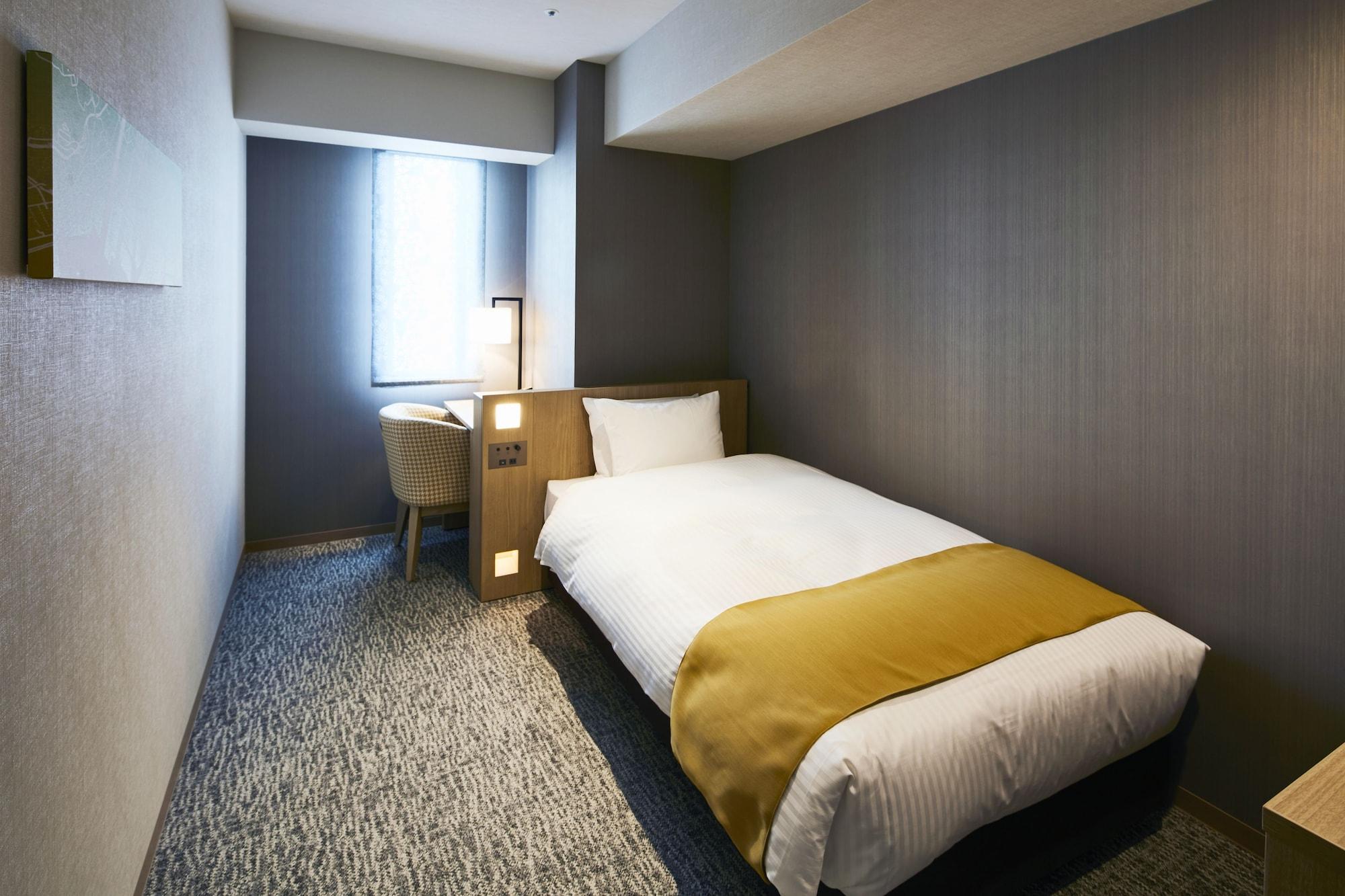 Standard Single Room with Free access to Lounge - Non-Smoking