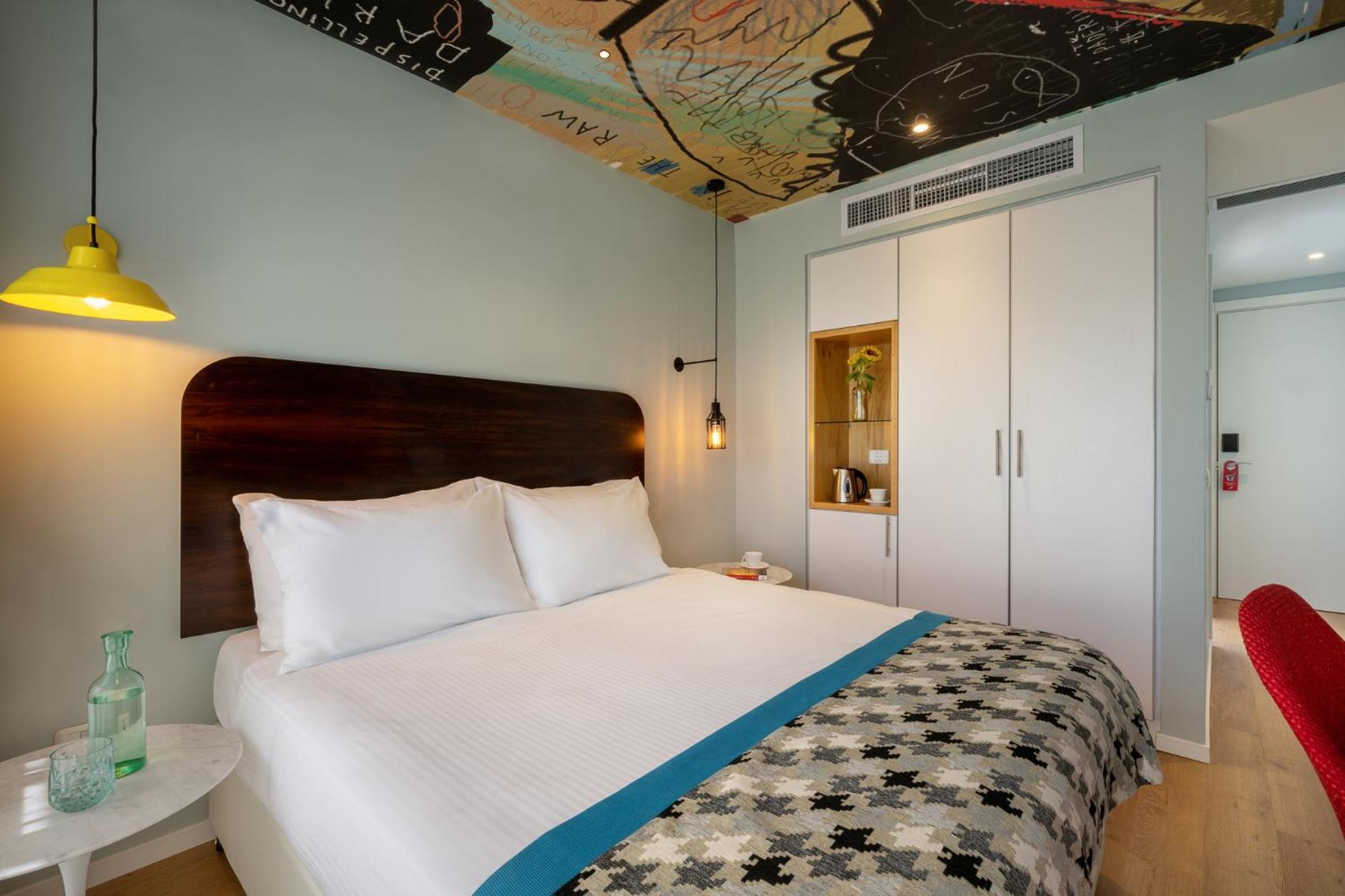 Twin Urban Room