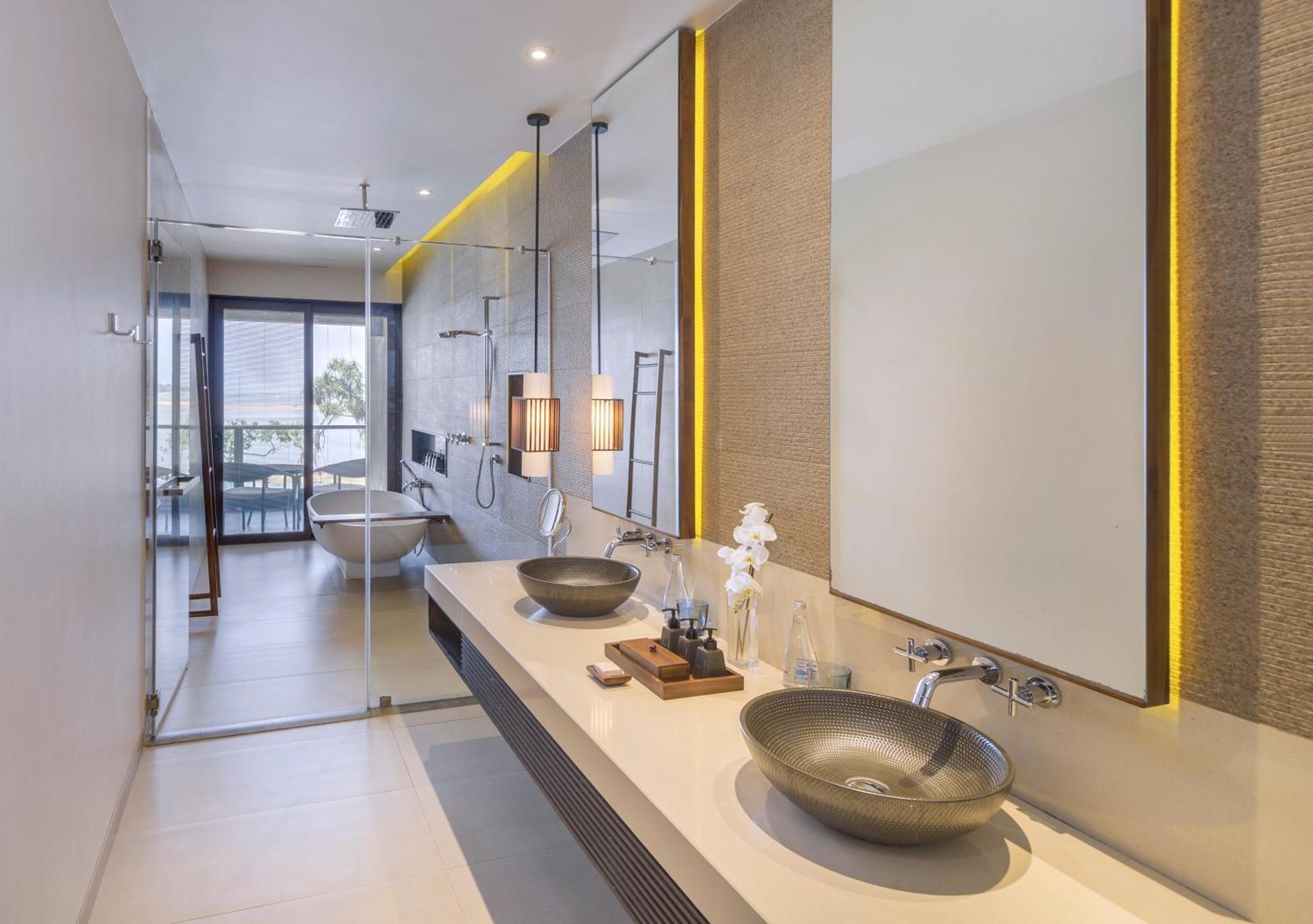 Deluxe Double or Twin Room with Ocean View