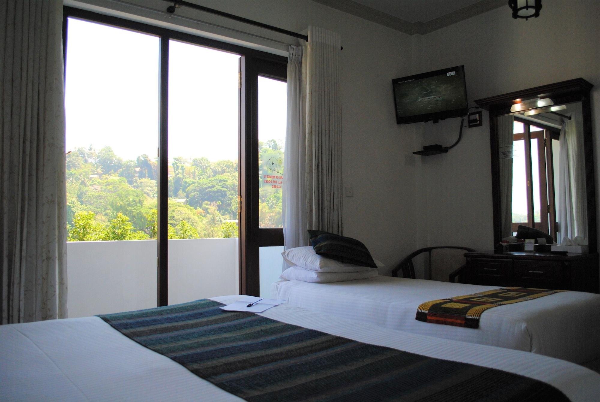 Deluxe Triple Room Balcony,1223516284:JPEG