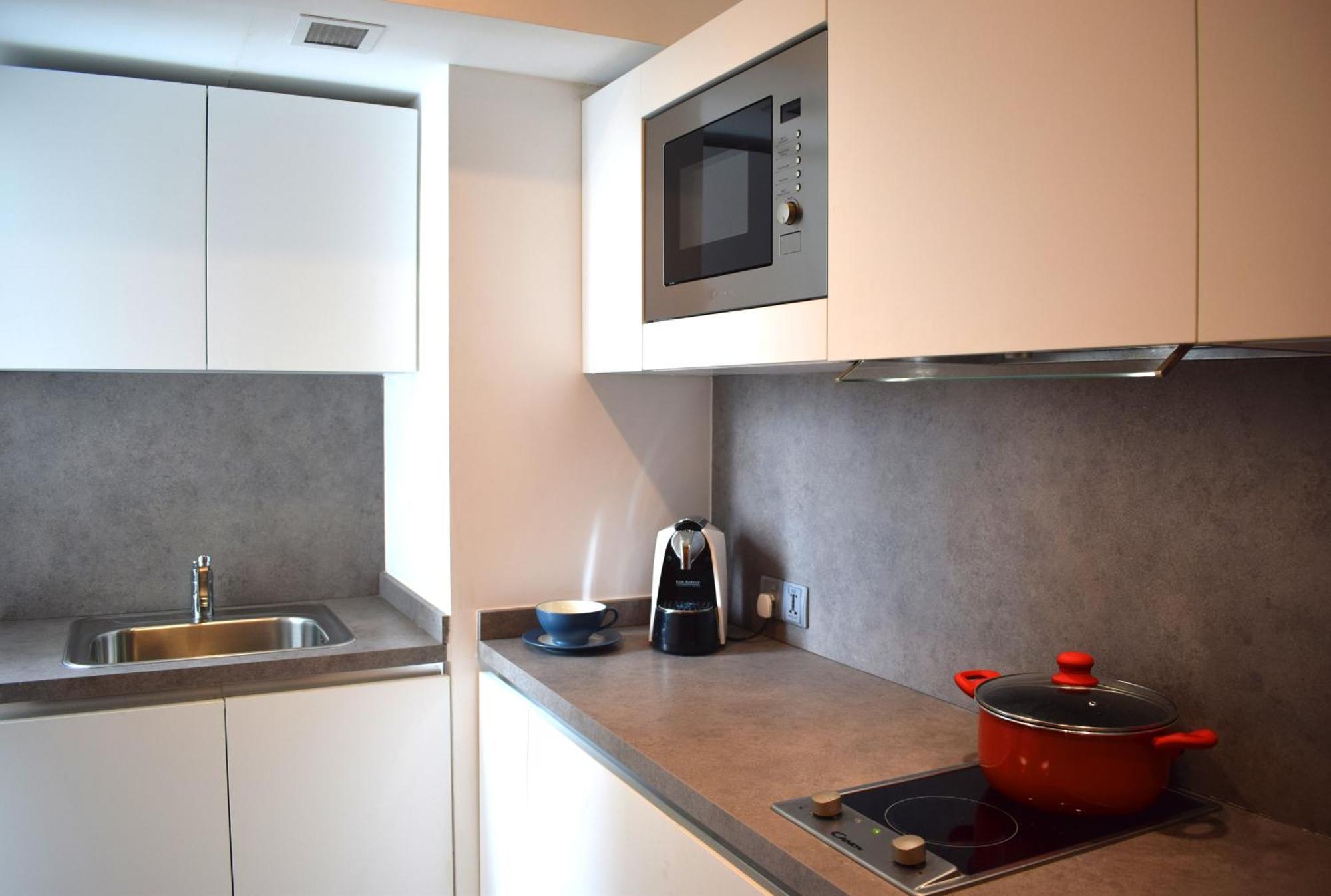Studio Twin at Ward7 57 Virticle restaurants