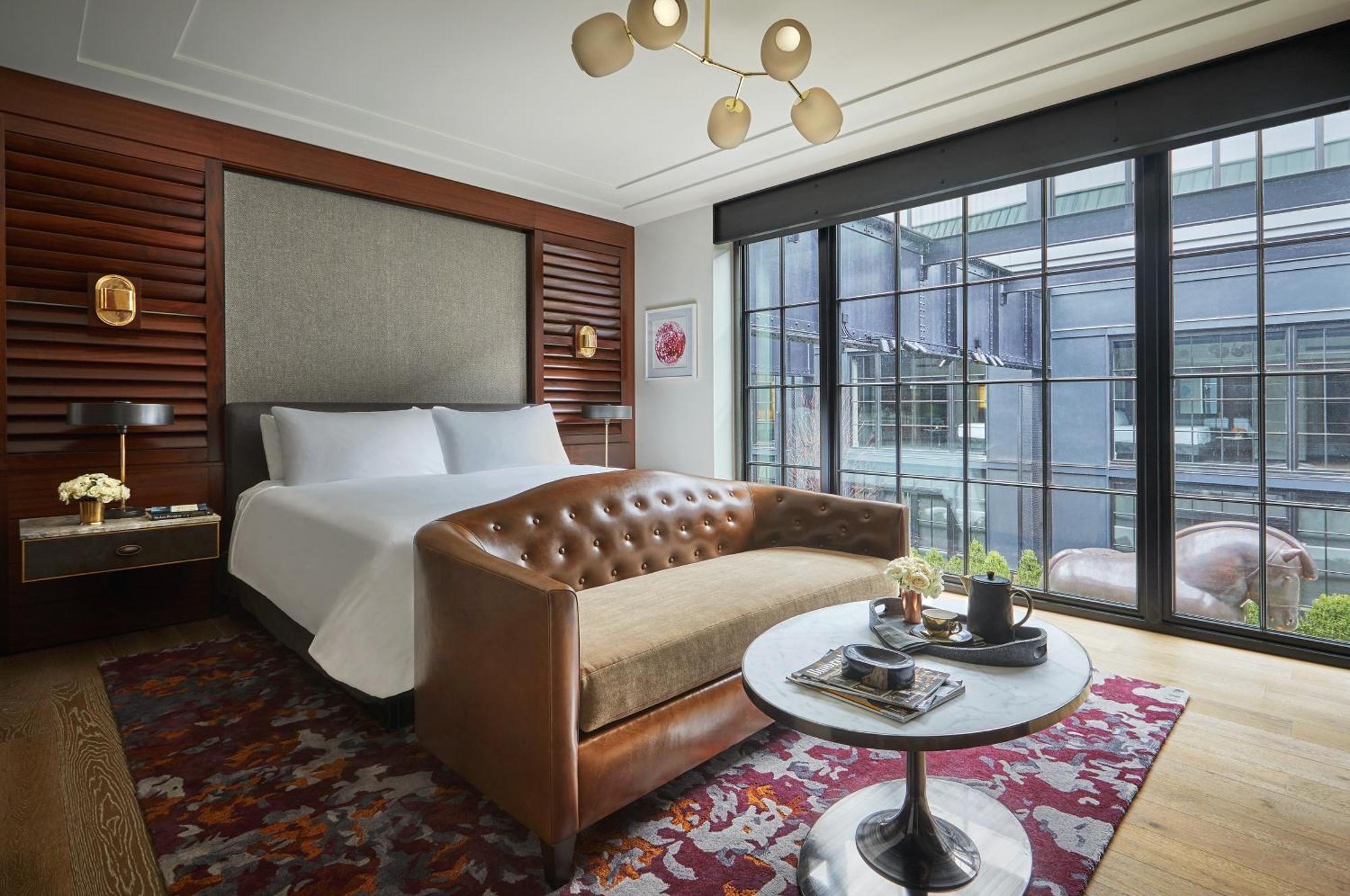 Hébergement de Luxe Lit King-Size Cour