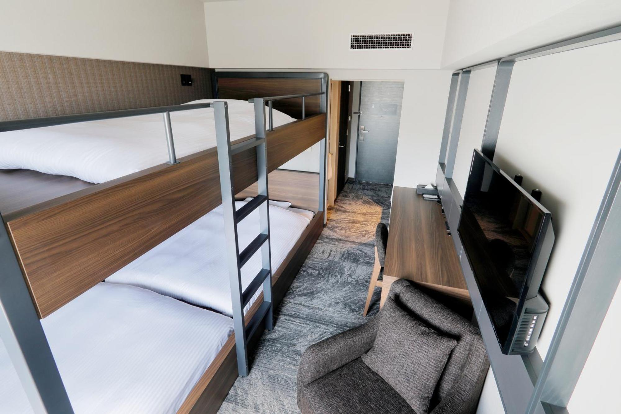 Economy Triple Room