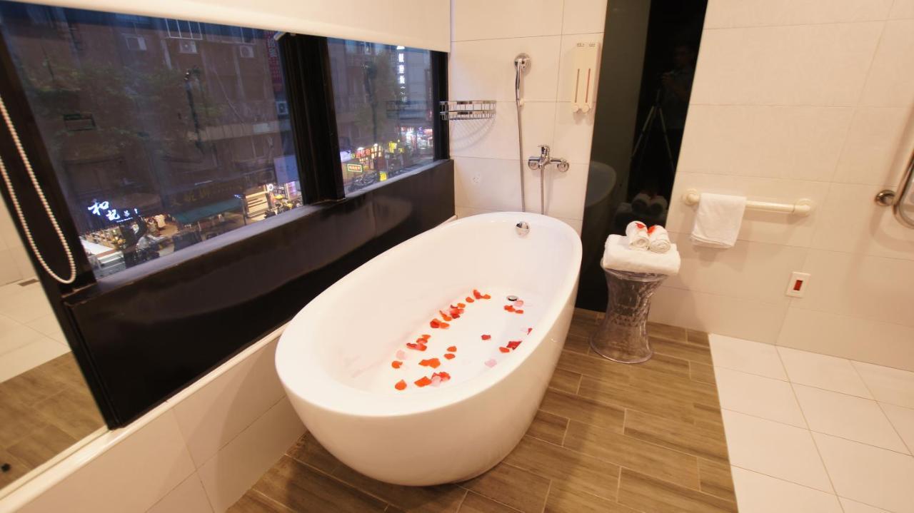 Deluxe Double Room with Bath