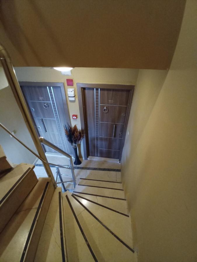 Two-Bedroom Apartment,1235913085:JPEG