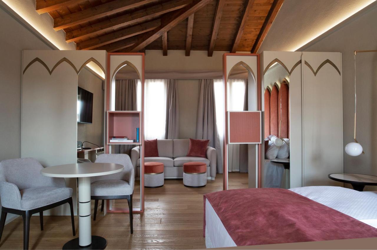 Superior Suite mit Whirlpool