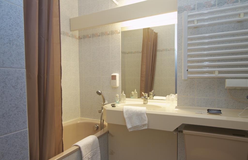 Classic Twin Room