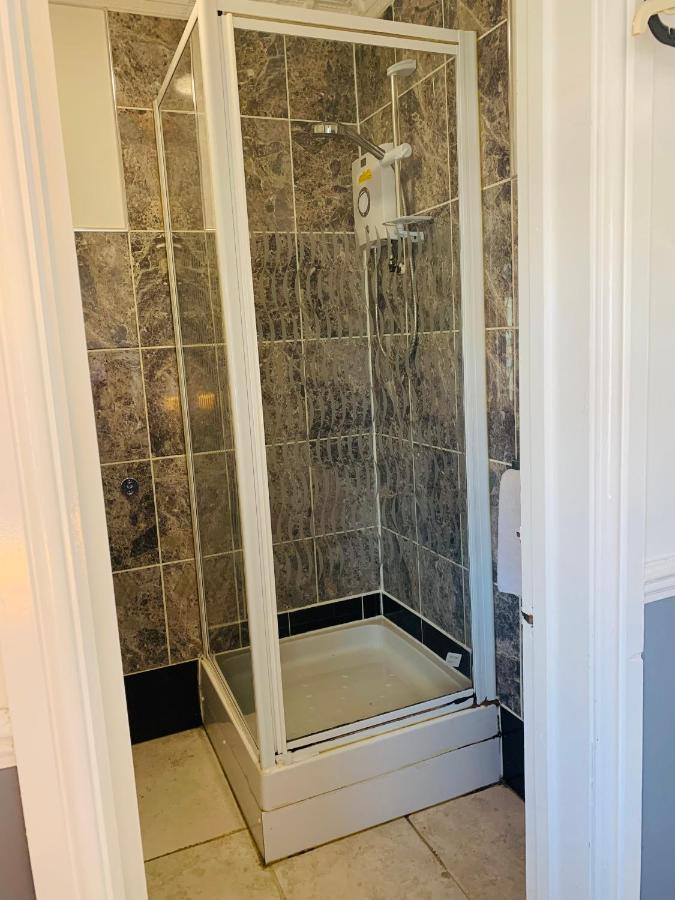 Single Room with Shower