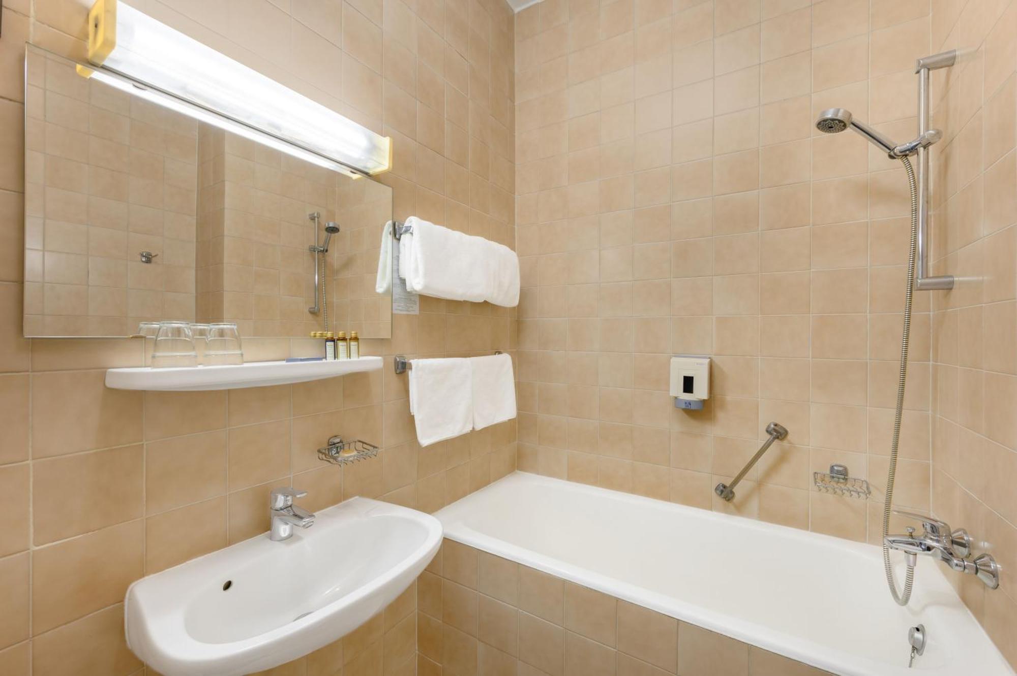 Superior Single Room