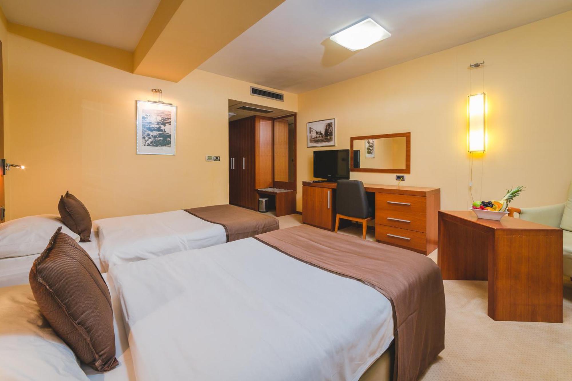 Classic Twin Room,1227830924:JPEG