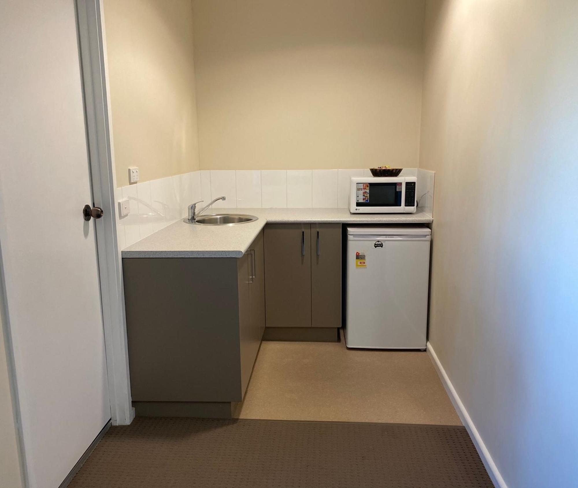 Triple Room - Non Smoking/Ground floor