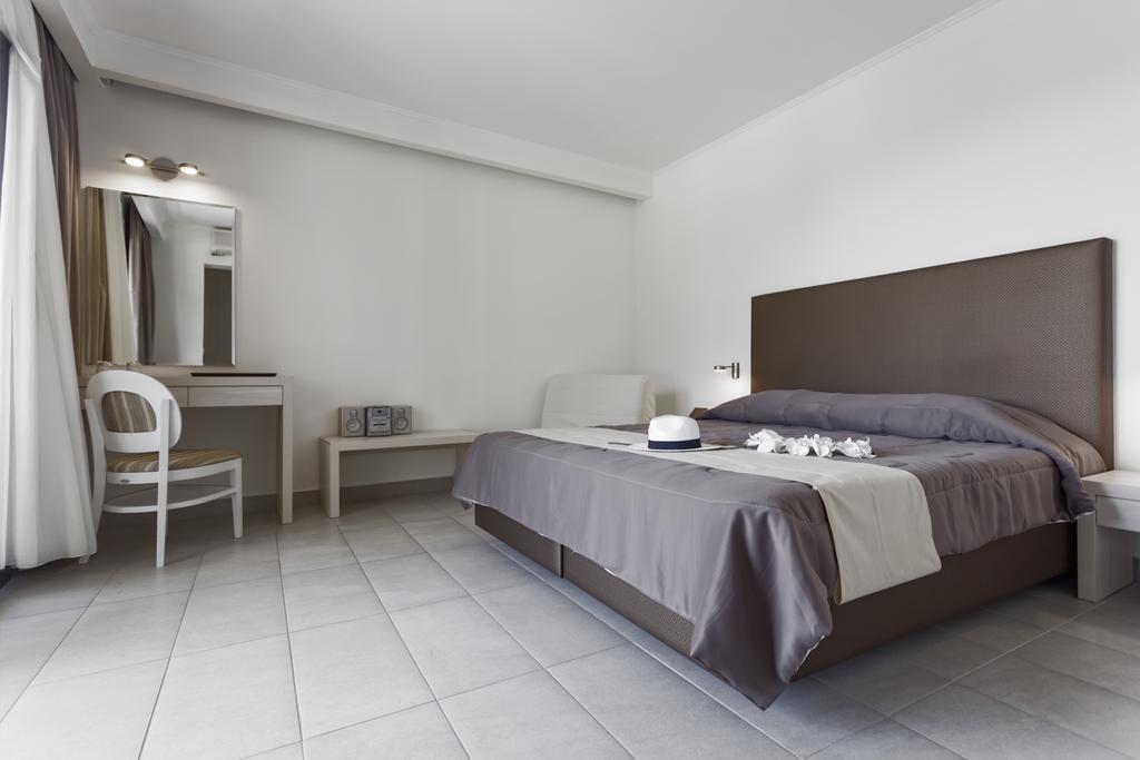 Deluxe Doppel-/Zweibettzimmer mit Gartenblick
