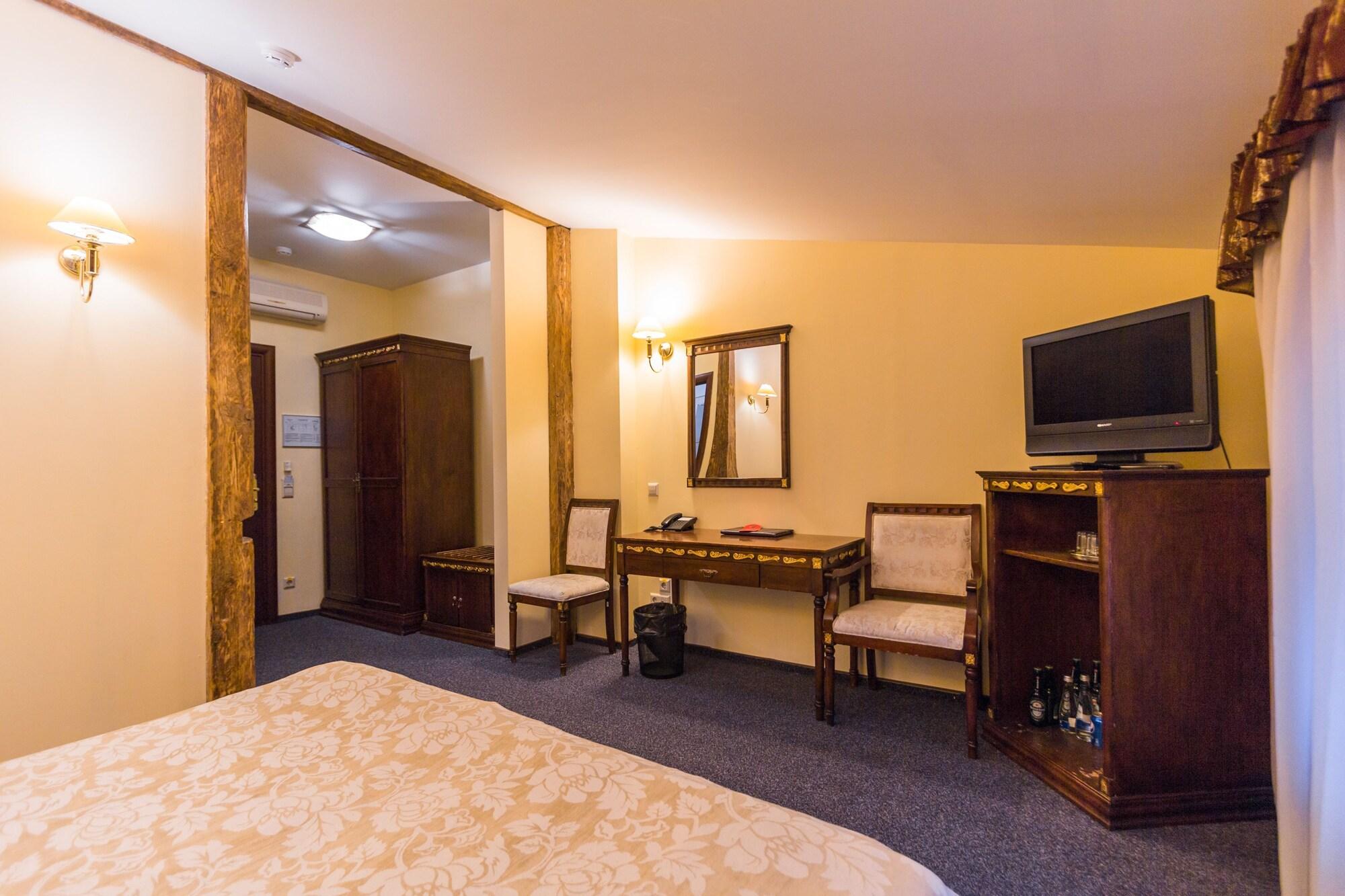 Doppelzimmer mit Balkon