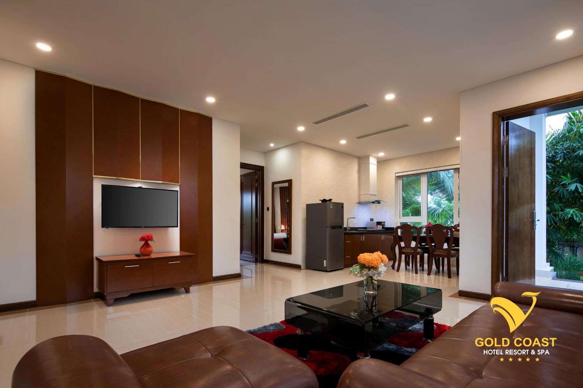 Villa - Beach Front