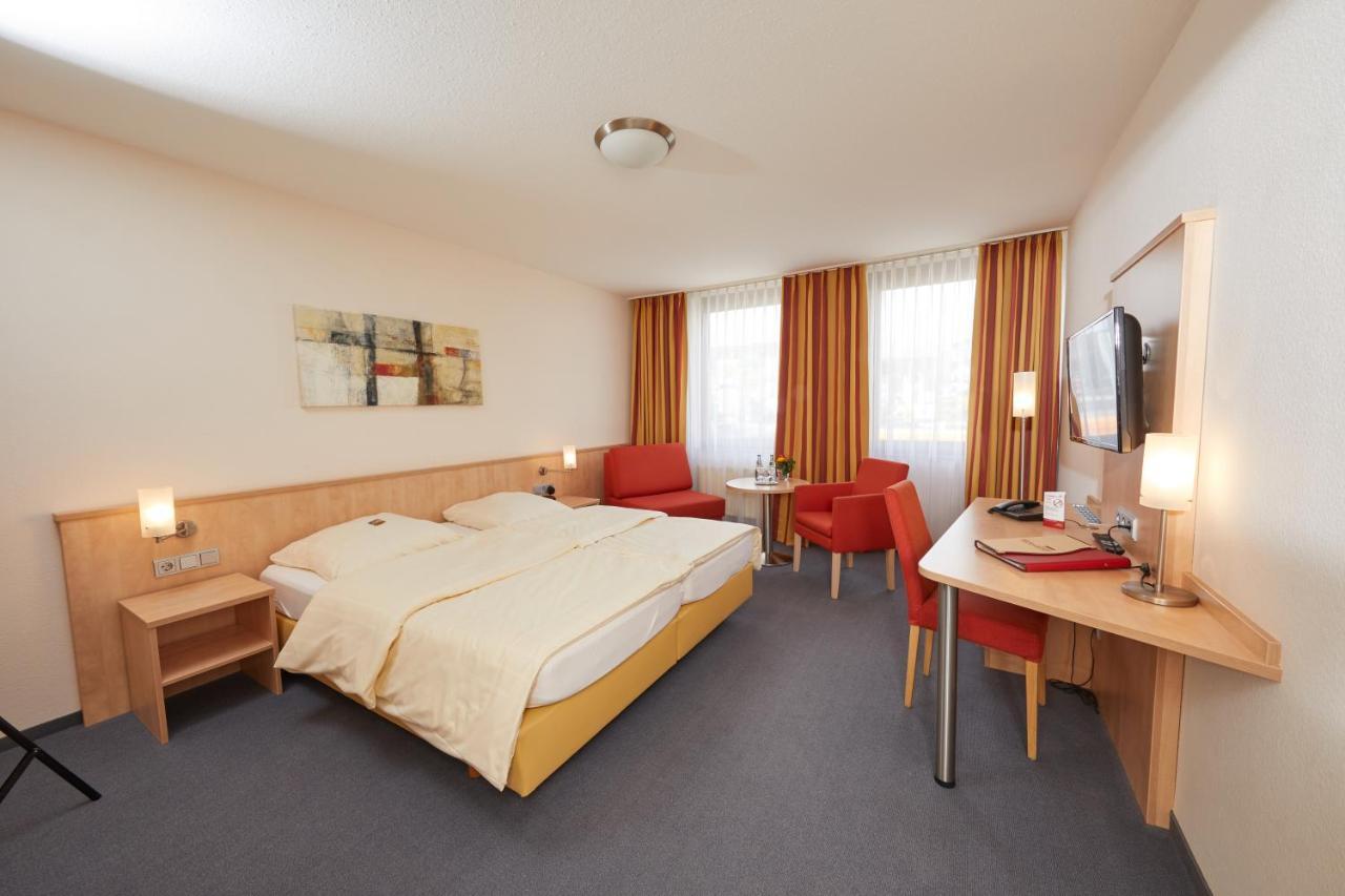 Doppelzimmer mit Gartenblick