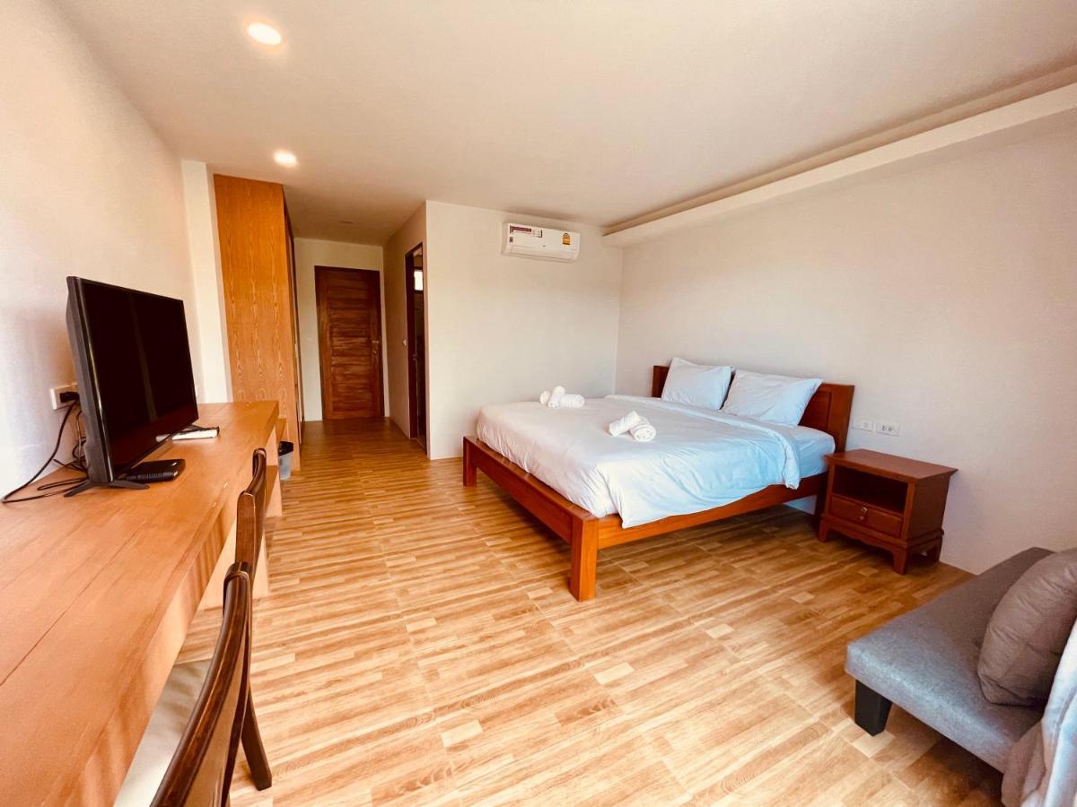 Chambre Double - Vue sur Piscine