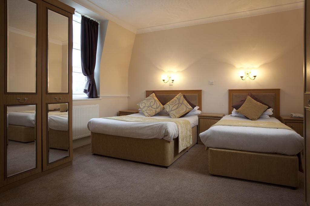 Standard Family Room