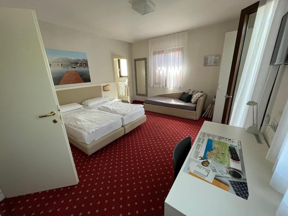 Classic Triple Room,1231639238:JPEG