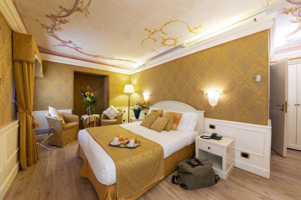 Deluxe Double Room,1231761842:JPEG