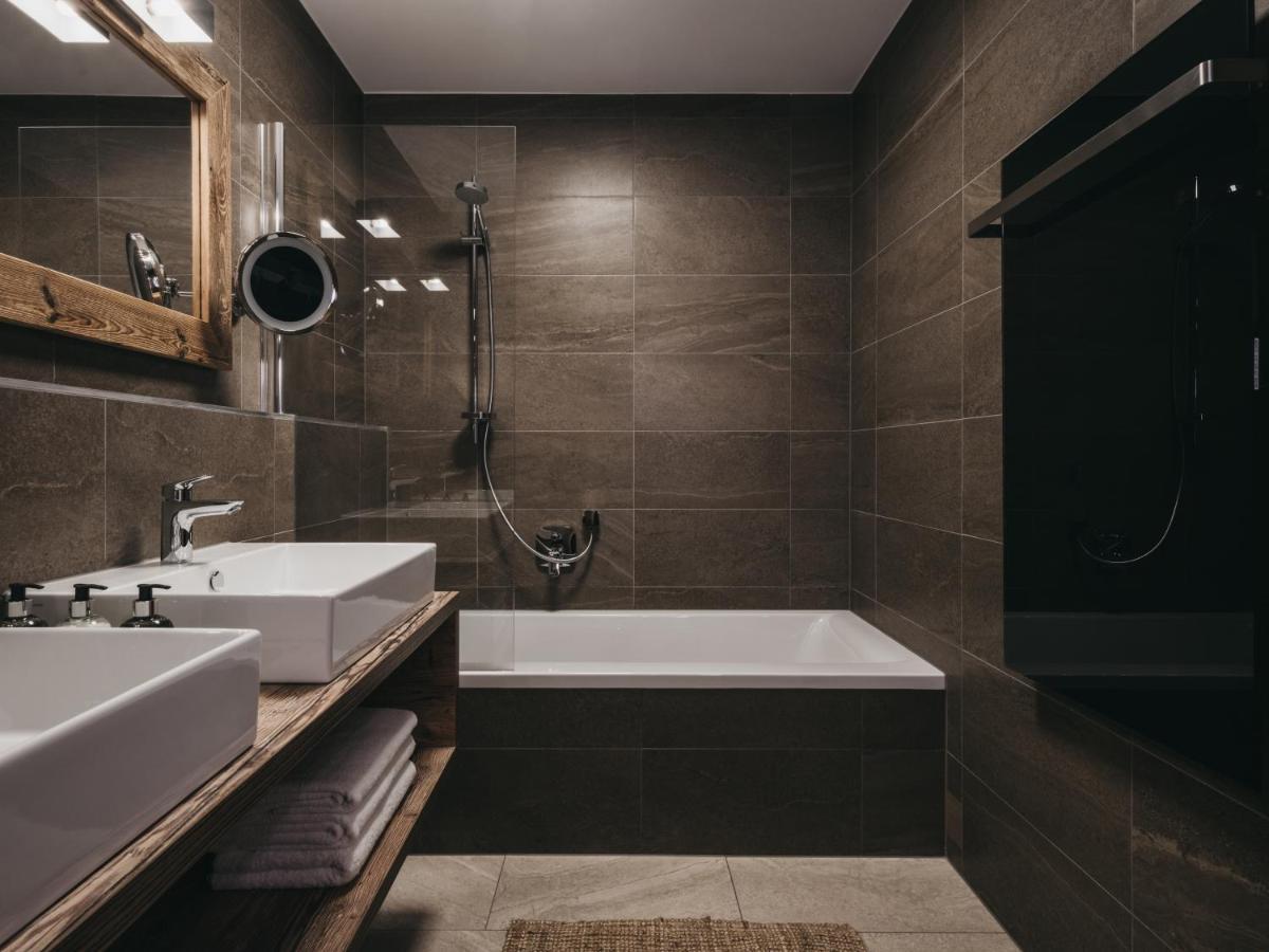 Three room apartment deluxe