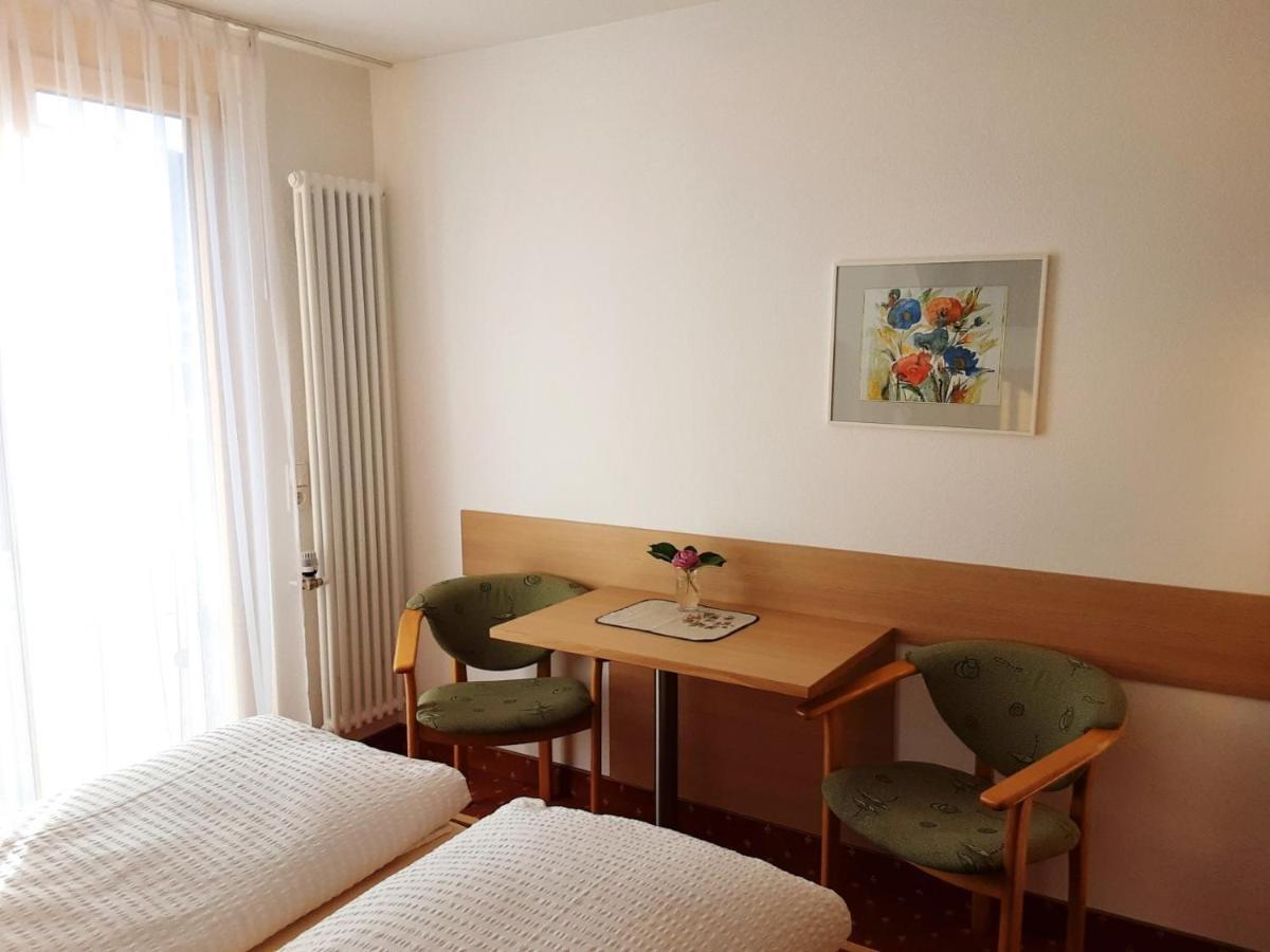 Doppelzimmer mit eigenem externen Bad
