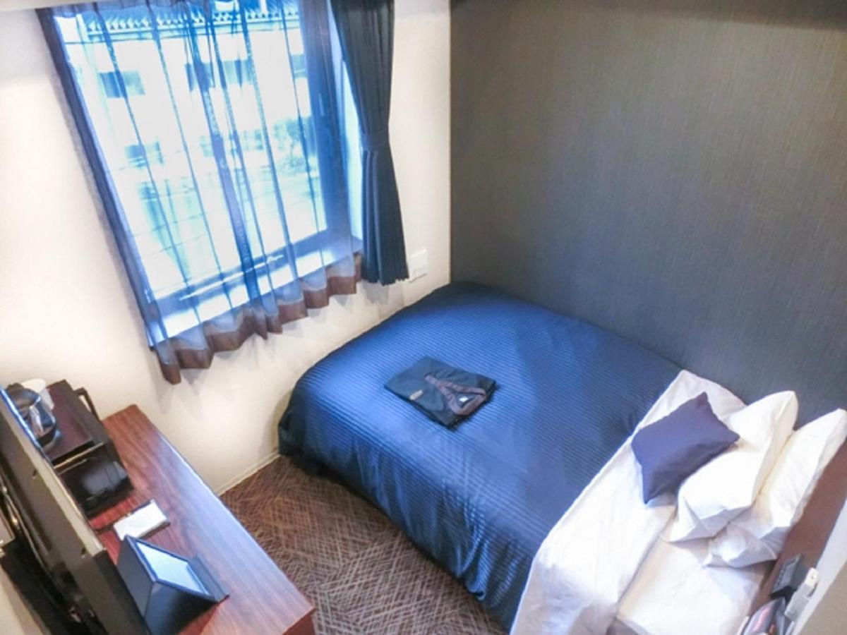 Double Room with Small Double Bed - Non-Smoking