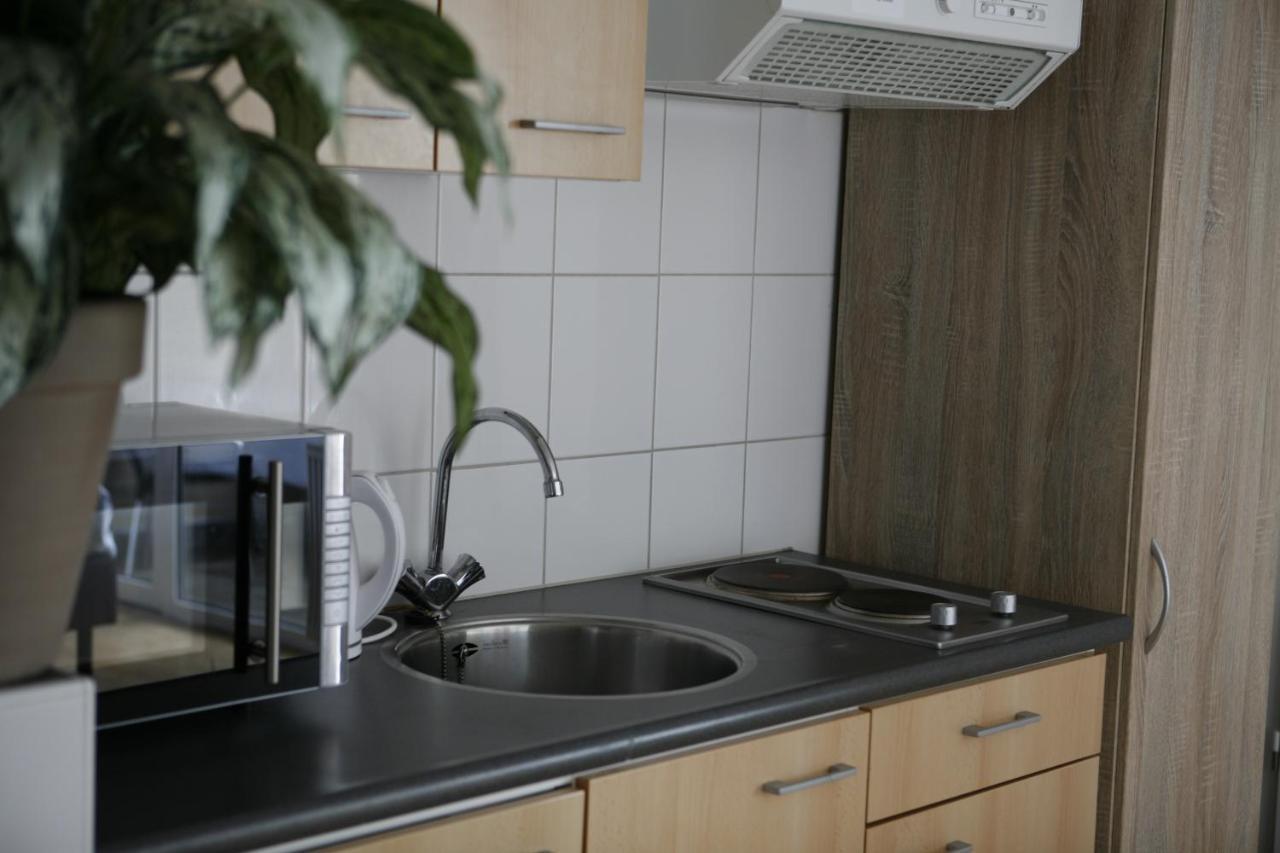 Studio (2 Adults)
